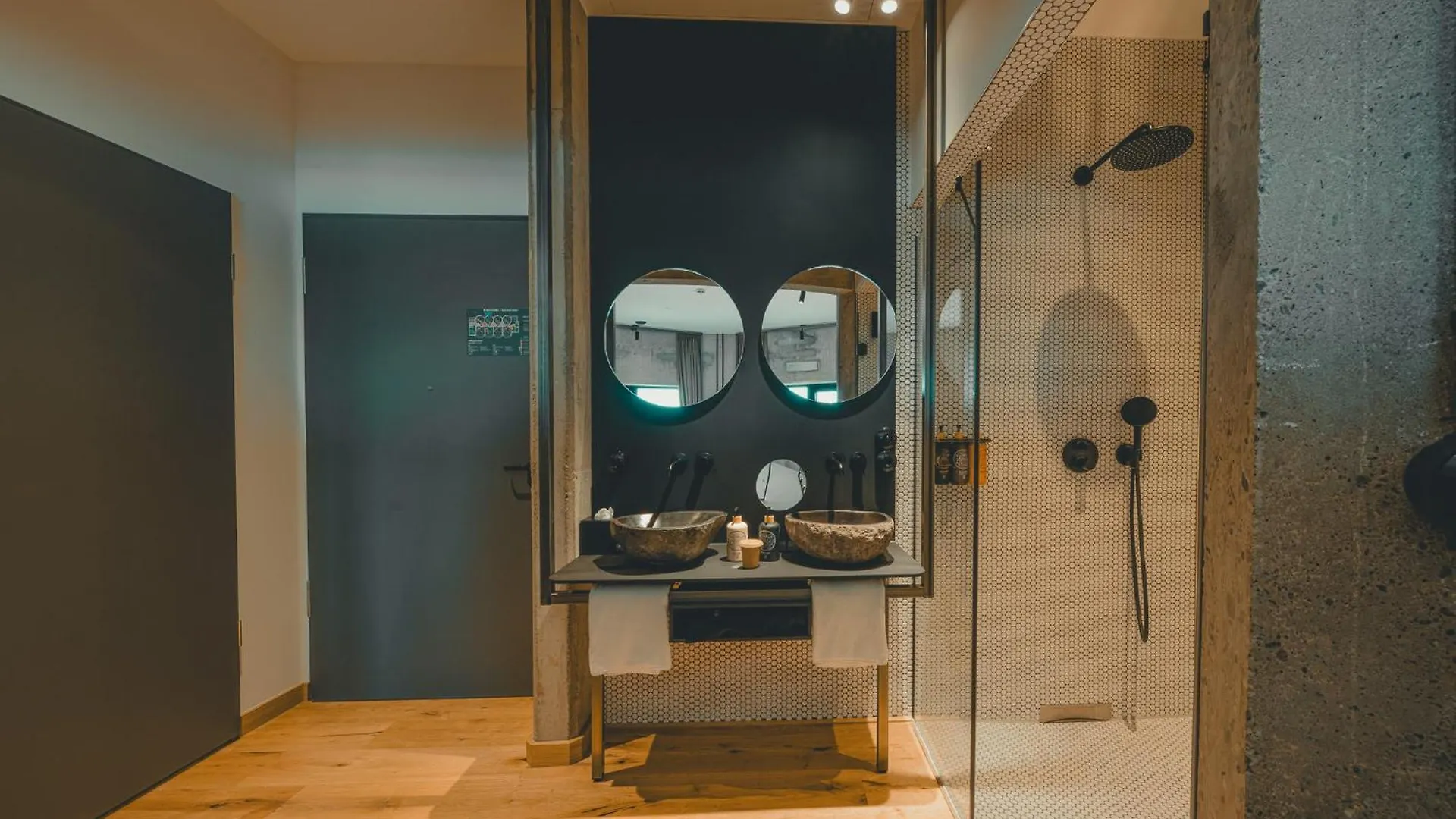 John & Will Silo-Hotel By Guldsmeden Bremen